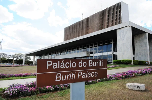 Confira a agenda dos candidatos ao GDF neste sábado (19/9)