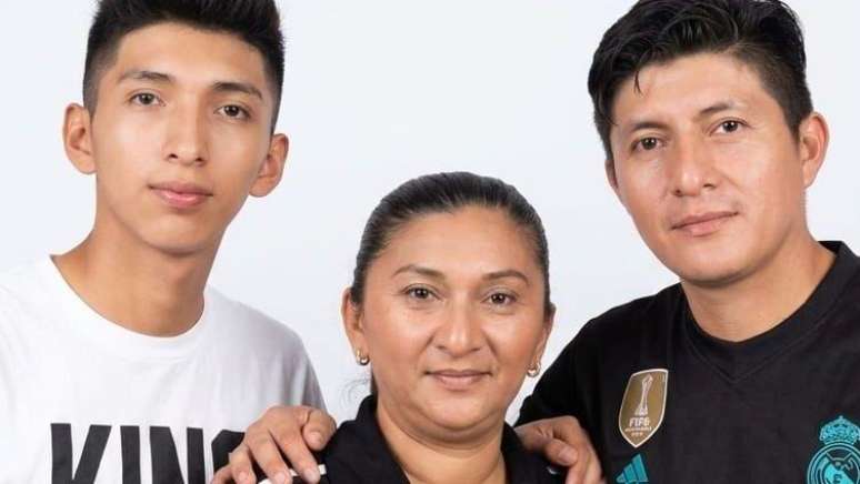 'Não tenho notícias dele há quase cinco anos': as mães que procuram seus filhos no sistema prisional do regime de exceção de Bukele em El Salvador