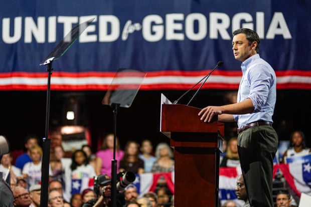 O 'ângulo Ossoff': o senador versado em mídia empresta de Obama enquanto as especulações sobre 2028 ganham força