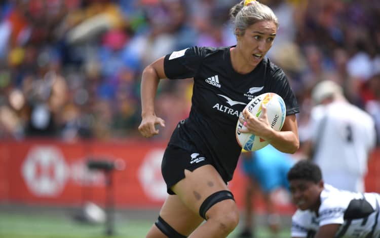 Sarah Hirini of New Zealand. New Zealand v Fiji. HSBC New Zealand Sevens at FMG Stadium, Hamilton, New Zealand on the Saturday 21 January 2023.