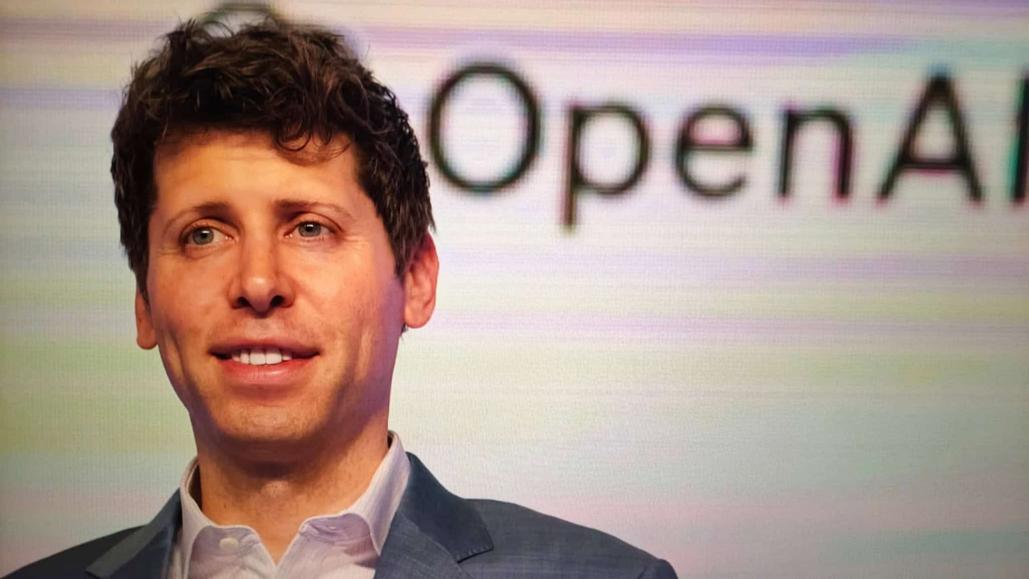 Imagem da matéria: Chefes de OpenAI e Anthropic pedem cooperação internacional para controlar riscos da IA após fala de Trump na ONU