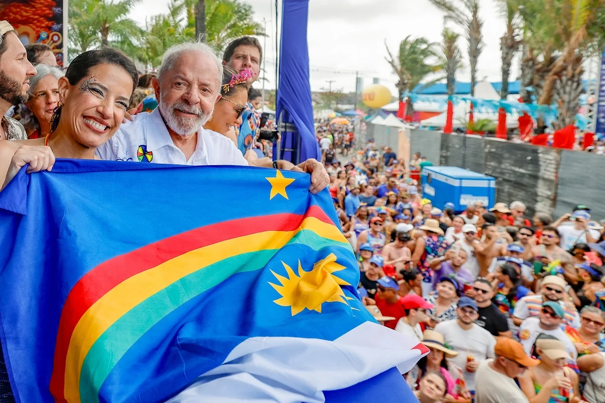 Em dia de Lula com João Campos no Recife, Raquel Lyra vai para o interior