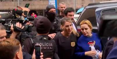 Influenciadora Deolane Bezerra chega &agrave; sede da Policia Civil em S&atilde;o Paulo, ap&oacute;s ser presa por suspeita de lavagem de dinheiro do PCC Foto: Reprodu&ccedil;&atilde;o/TV Globo / Estad&atilde;o