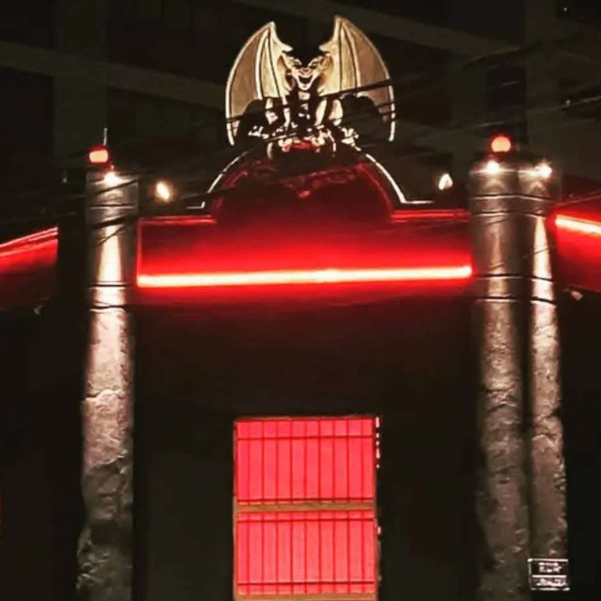 Madame Satã: da cena underground de São Paulo à festa de Halloween de Vorcaro