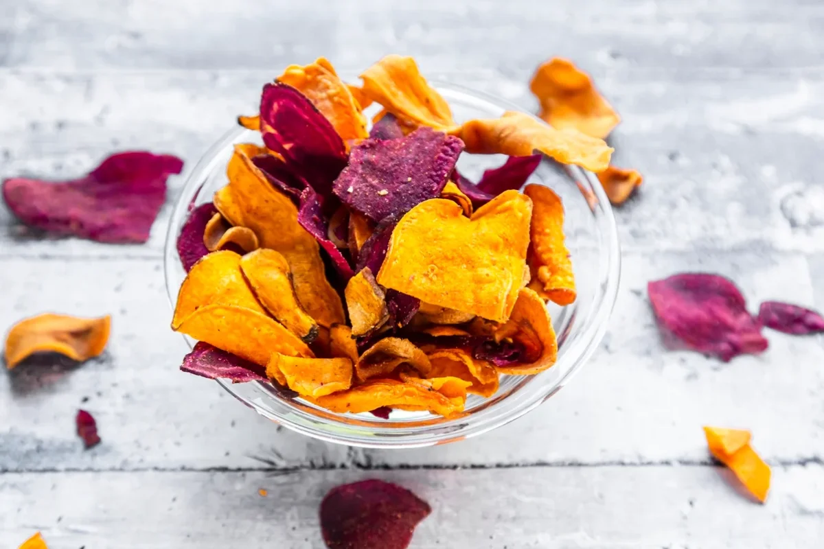 Batata-doce sequinha na air fryer snack fácil para qualquer hora do dia