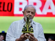 Nossa Senhora: para conter crise, Flávio diz respeitar todas as religiões