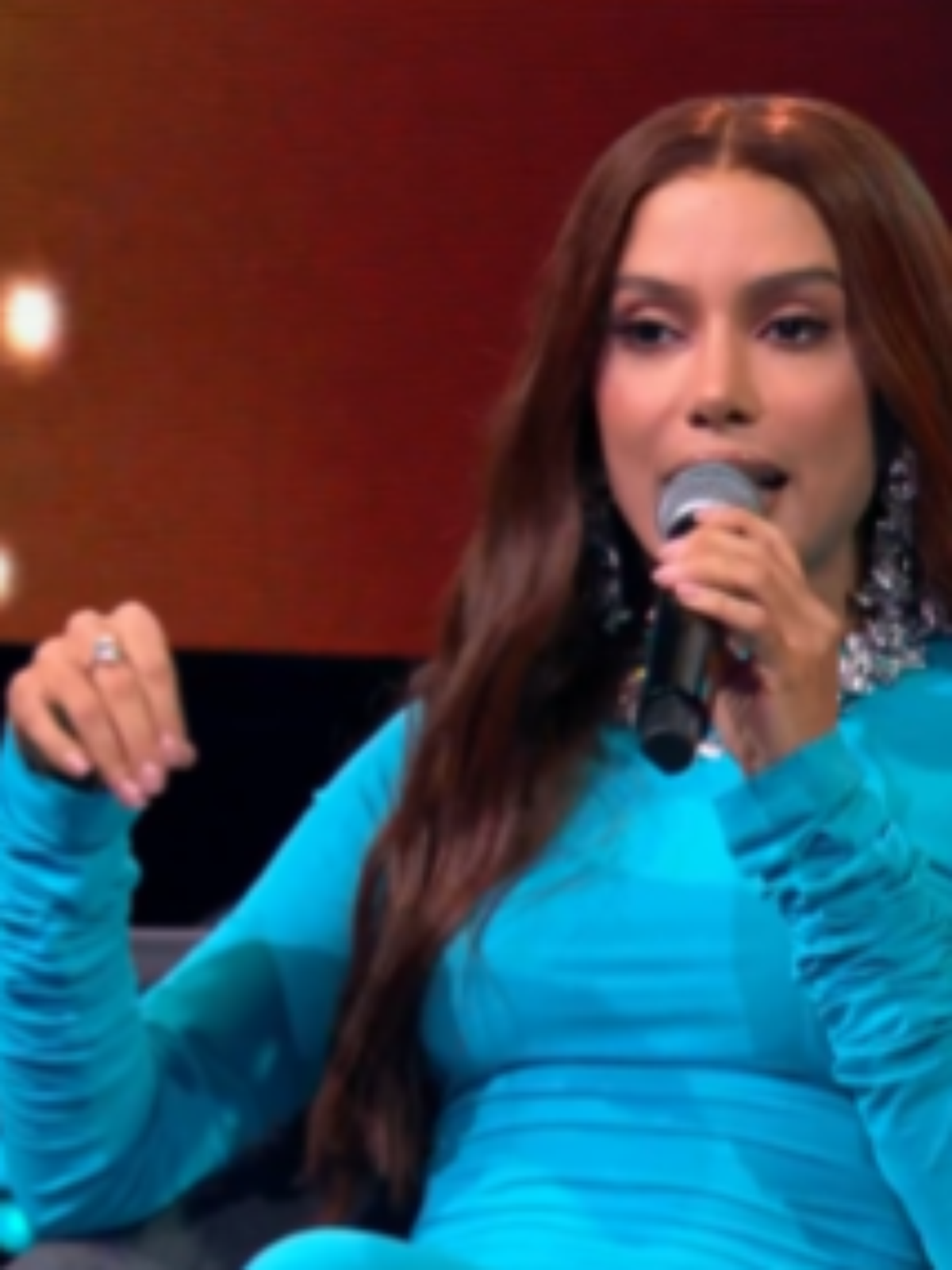 Anitta critica improviso em apresentação de participantes do Estrelas da Casa: 'Maluquice'