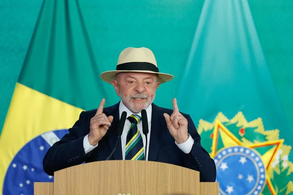 Para ministros de Lula, Moraes saiu enfraquecido de sessão do STF