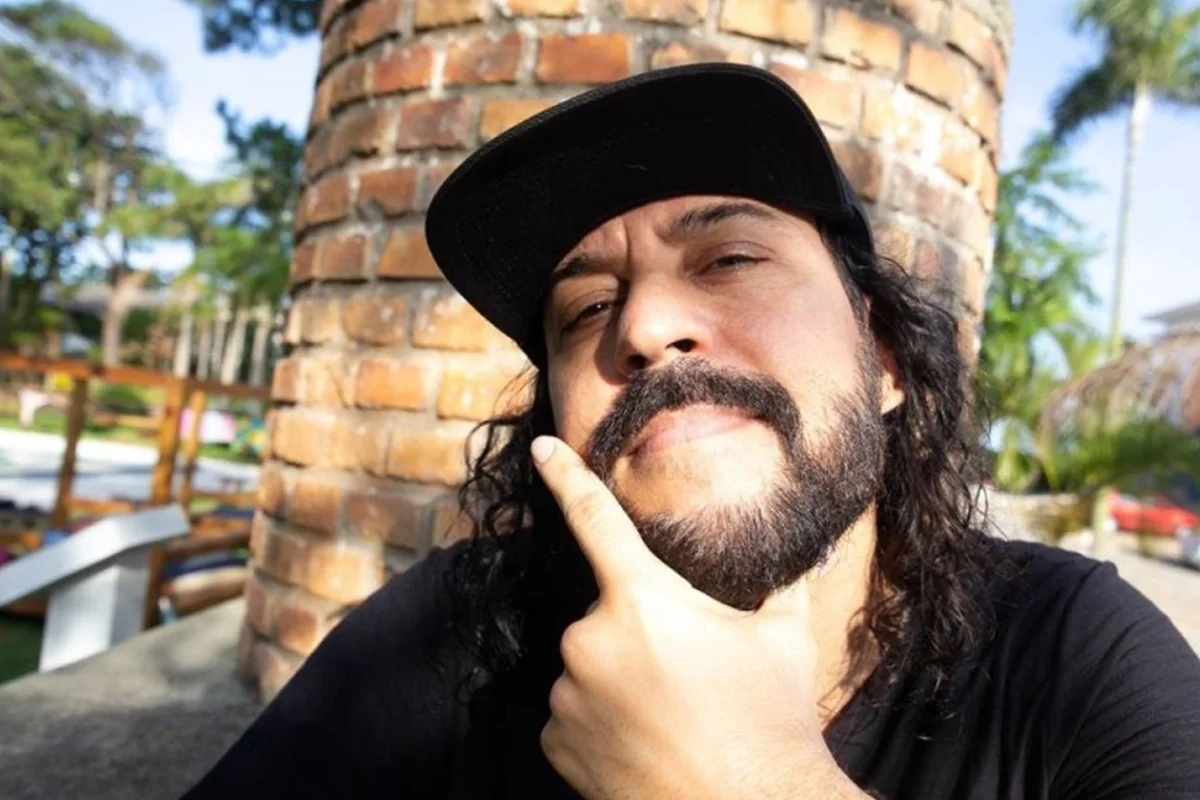 Gabriel o Pensador ganha ação contra candidato que usou música em campanha