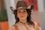 Ana Castela dubla nova música de Gustavo Mioto e fãs reagem: "Deboche"