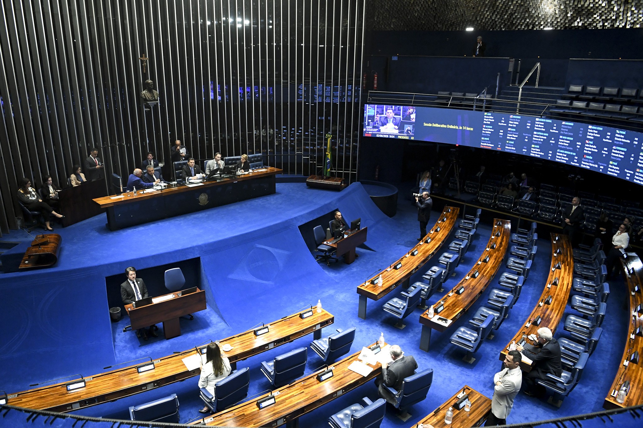 Quaest para o Senado em PE: Marília, 18%; Humberto, 14%; Mendonça, 10%; Eduardo, 8%