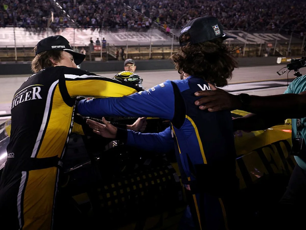 Pilotos trocam socos em confusão após acidente na Nascar Series Cup
