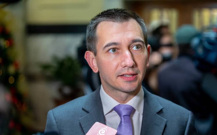 Imagem da matéria: Dia do Sufrágio marcado com promessa de impulsionar a saúde, segurança e segurança financeira das mulheres
