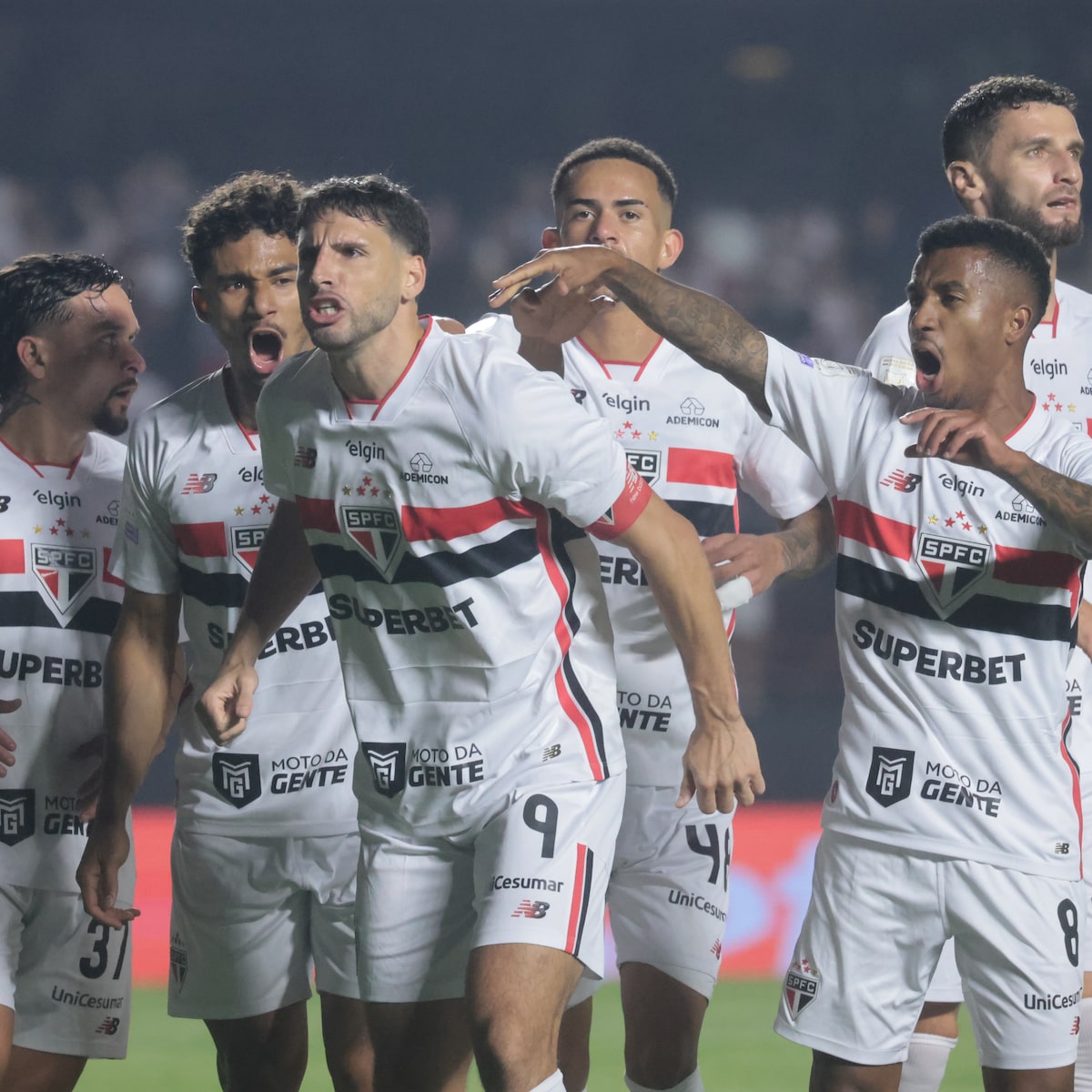 São Paulo vence o Inter no MorumBis e dá resposta após eliminação na Sul-Americana