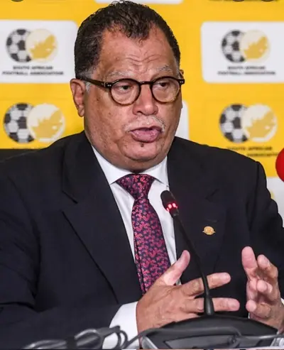 A cultura enraizada da Safa e a ausência de planejamento sucessório: uma oportunidade perdida para o futebol sul-africano