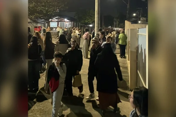 Vazamento de amônia intoxica fiéis durante culto em igreja de SC