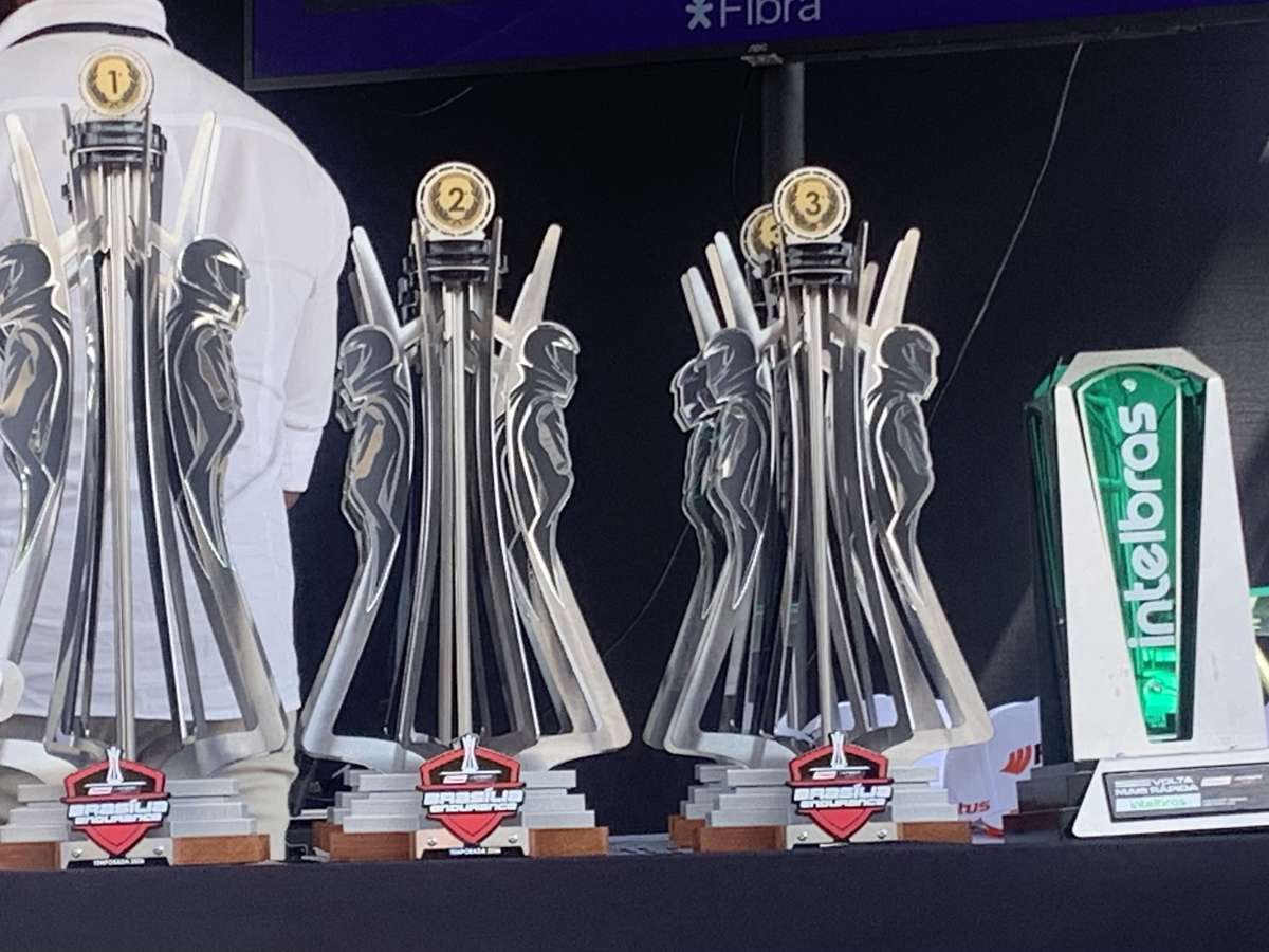 Stock Car: dupla Sette Câmara e Lucas Di Grassi vencem corrida endurance em Brasília