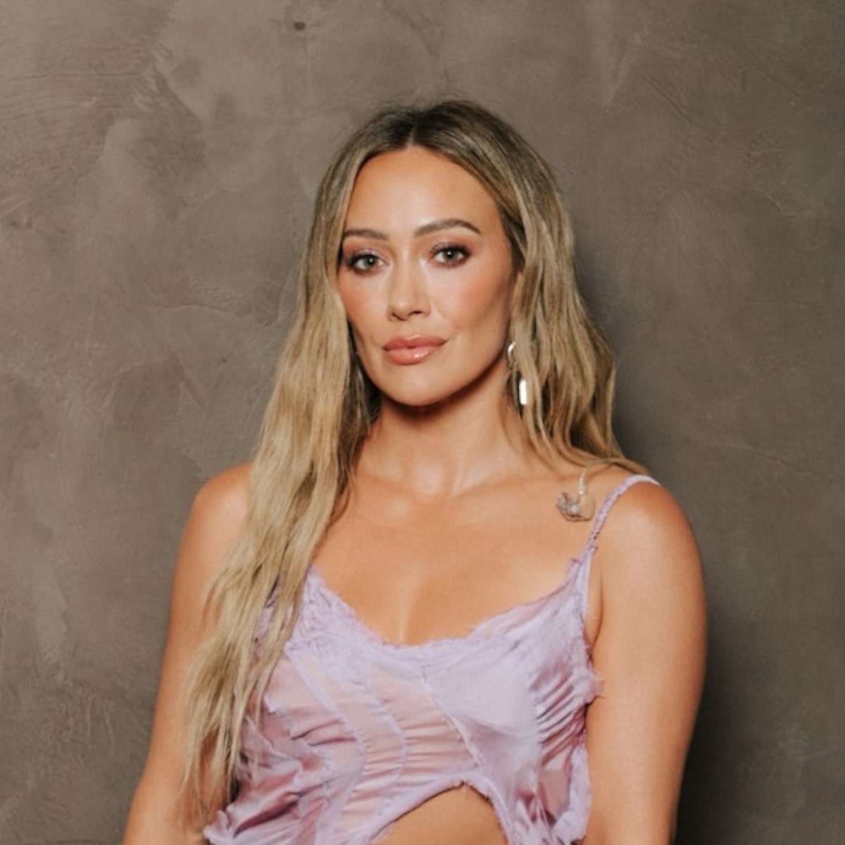 Hilary Duff anuncia show em São Paulo para 2027; saiba data, local e como garantir o seu ingresso
