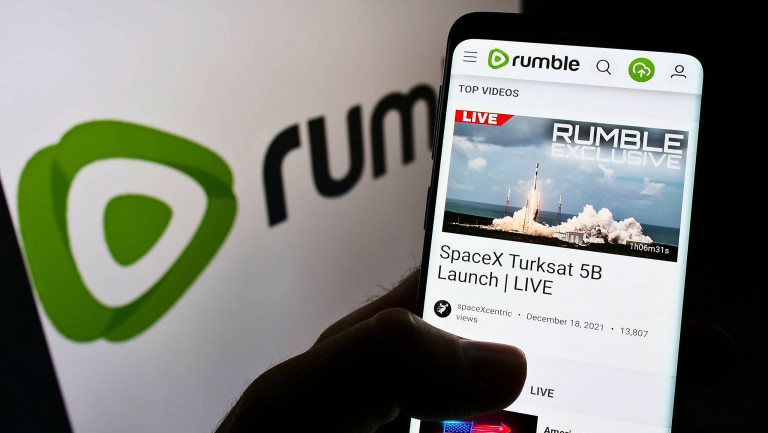Rumble volta a funcionar no Brasil mesmo com bloqueio do STF em vigor