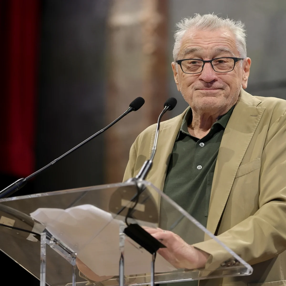 Robert De Niro detalha rotina e alimentação para seguir ativo aos 83 anos