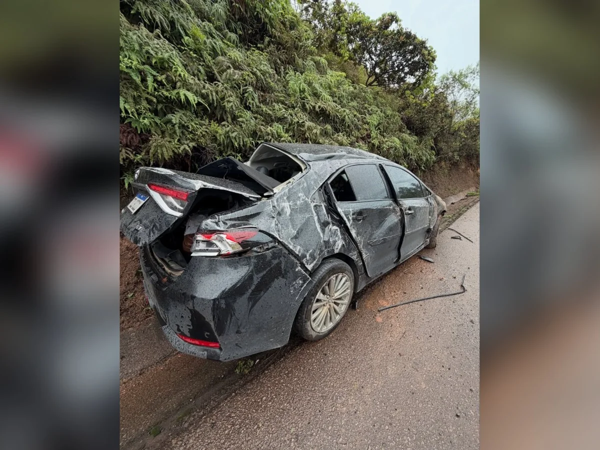 Pedro Rousseff e assessor ficam feridos em acidente em MG: "Muita chuva"