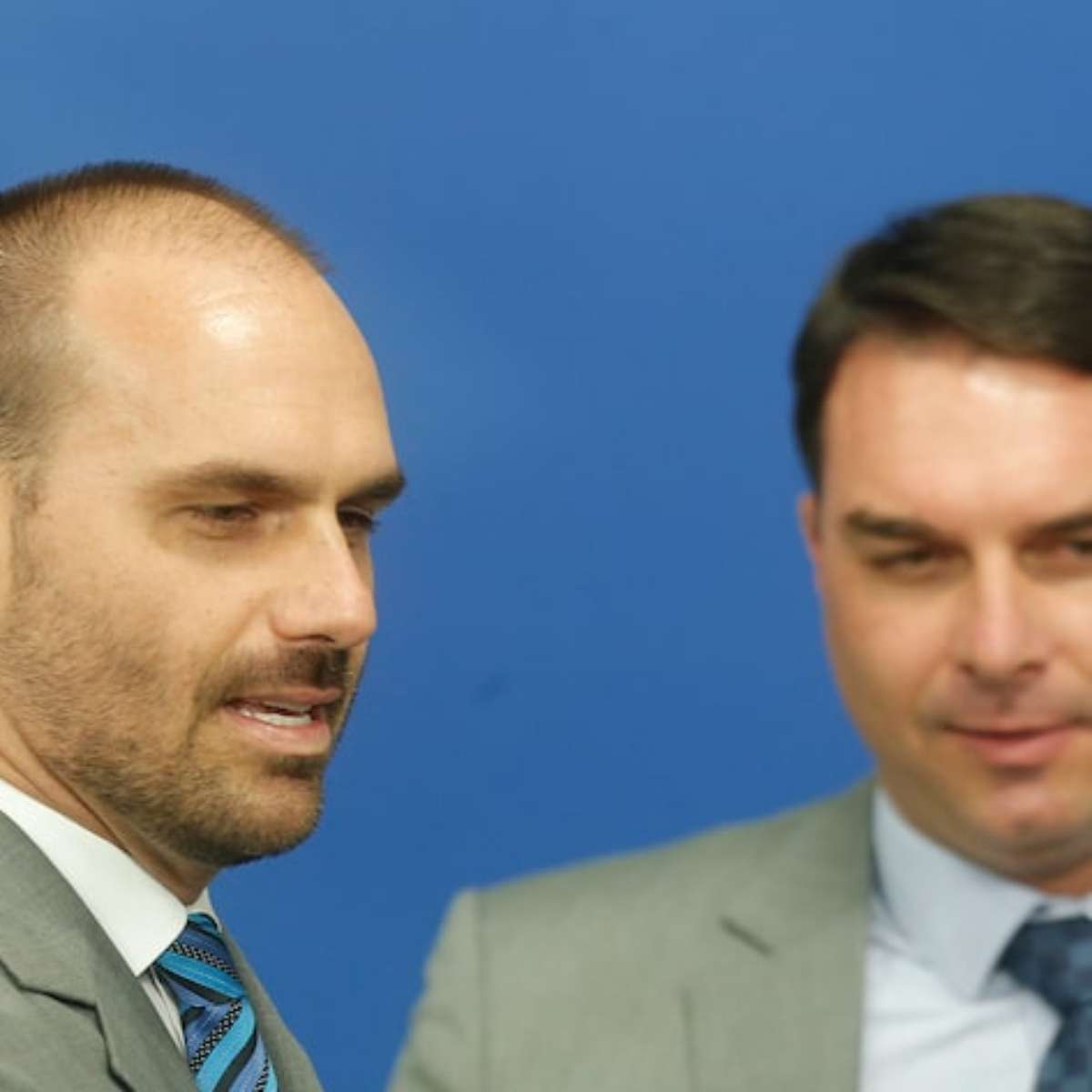 O que disse Eduardo Bolsonaro que gerou apreensão de passaporte de Flávio
