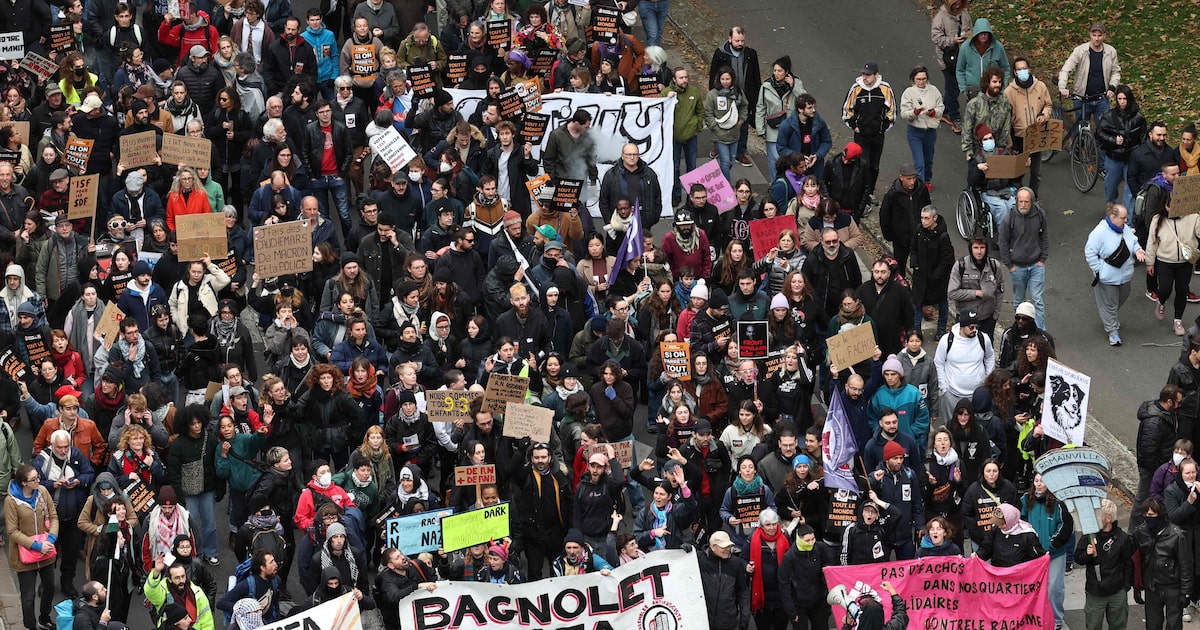 Protestos na França: 135 pessoas foram presas; polícia usa bombas para conter manifestações