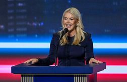 Karoline Leavitt, ancienne porte-parole de Trump, rejoint la chaîne Fox News