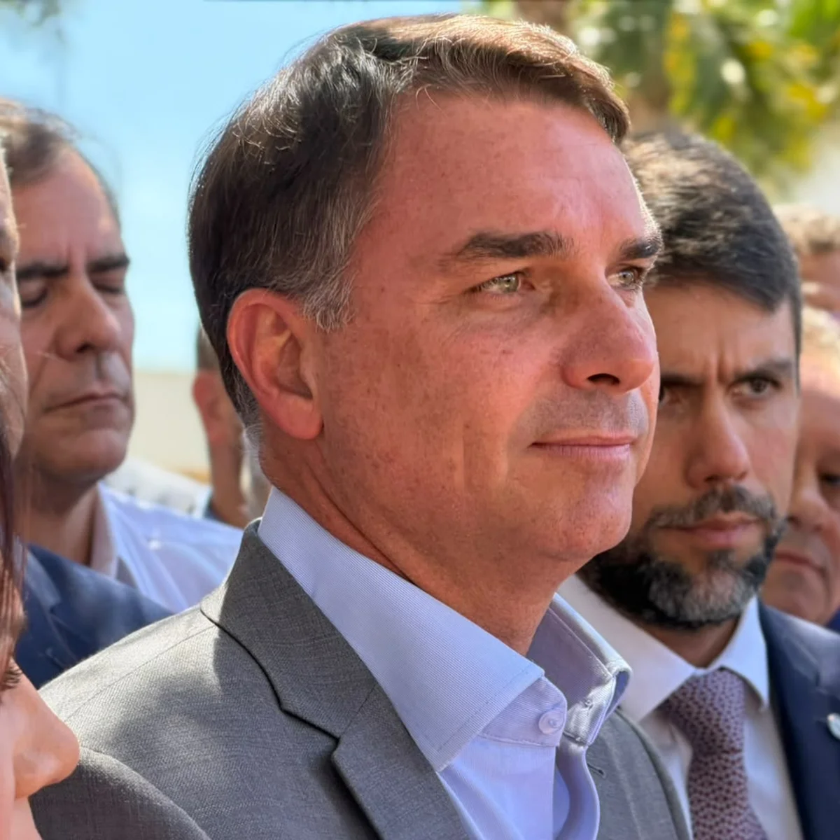 União e PP oficializam apoio a Flávio, que agradece: "Me sinto em casa"