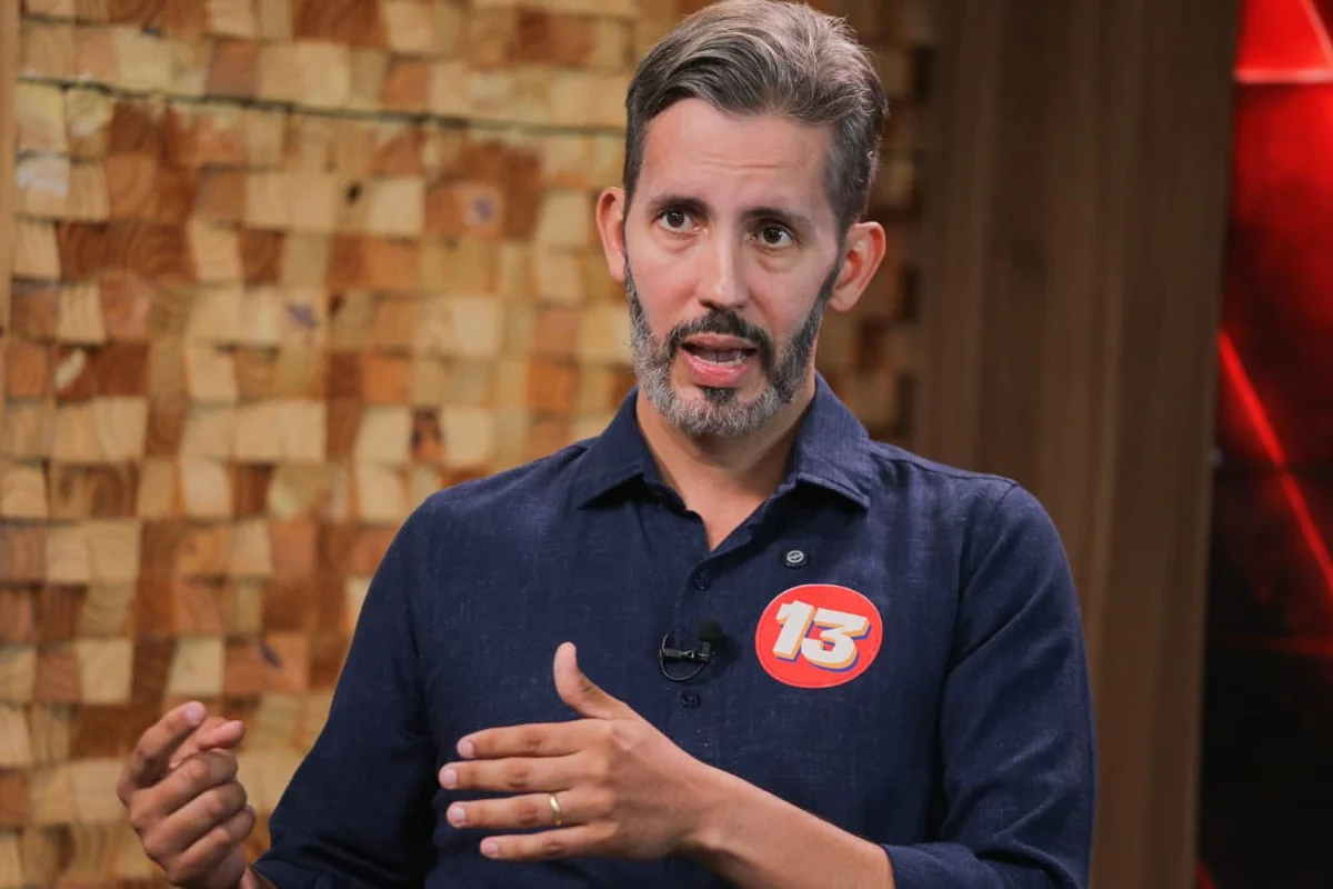 Grass mira votos nulos, brancos e de rivais para vencer segundo turno no DF