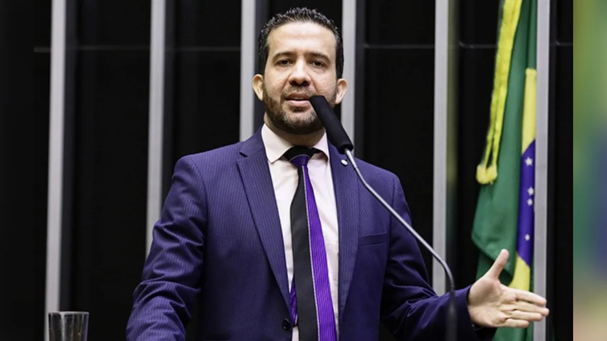 André Janones (Rede) é reeleito deputado federal com 78 mil votos
