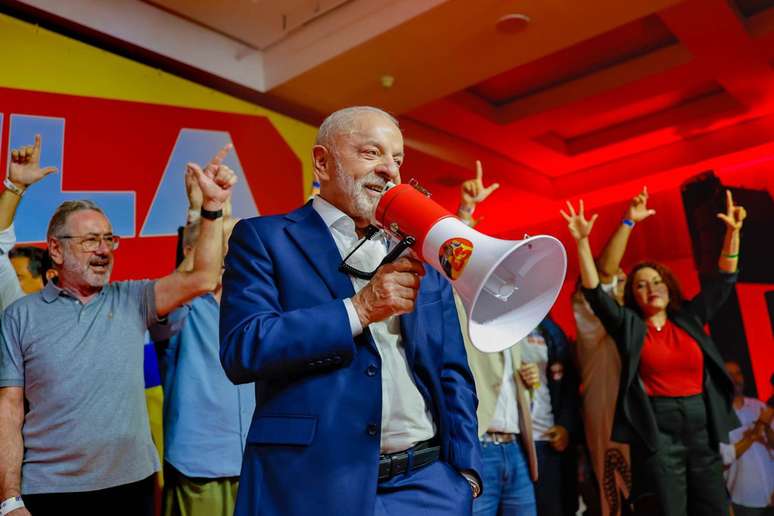 Crescimento do PL no Congresso pode dificultar governabilidade de Lula ou facilitar construção da base para Flávio