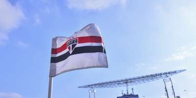 Bandeira do S&atilde;o Paulo Foto: Mauro Horita/Getty Images / Esporte News Mundo