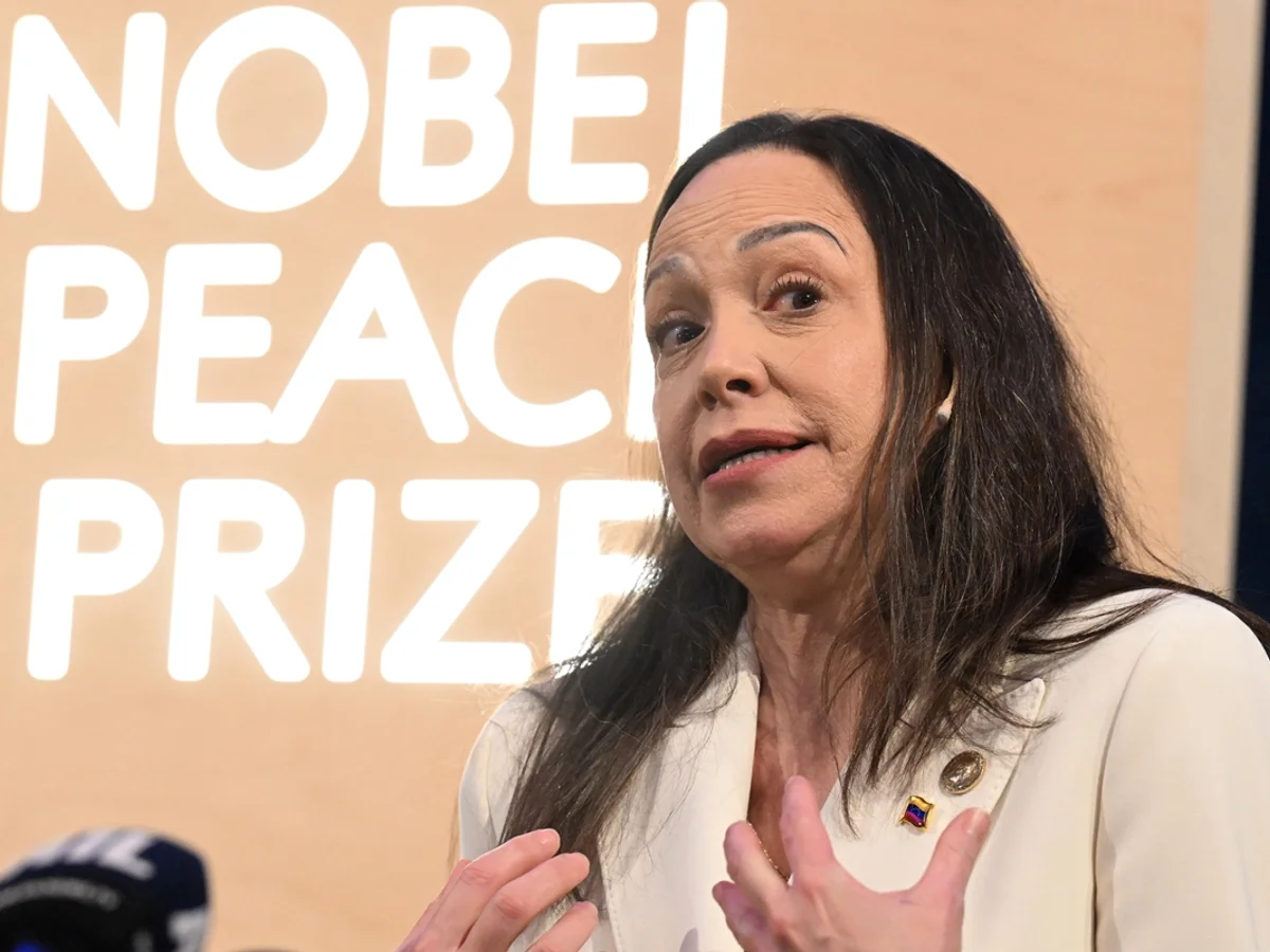 María Corina parabeniza Flávio e celebra a "jornada democrática" do Brasil