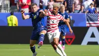 Manchester United Disarankan Angkut Bek Timnas Amerika Serikat Ini