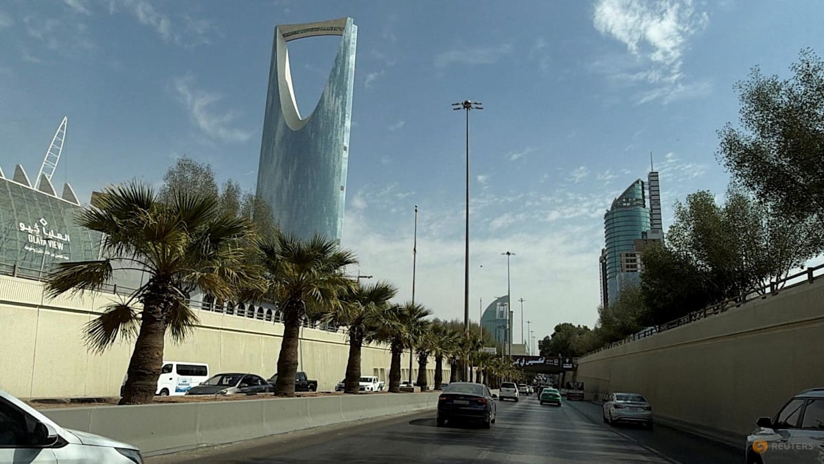 A Arábia Saudita enfrenta novos ataques de mísseis e drones após grandes ataques em aeroportos