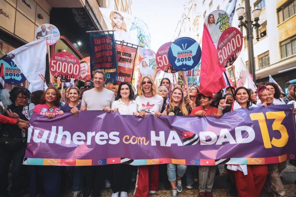 Campanha em SP termina fria, nacionalizada e com poucas propostas debatidas - destaque galeria