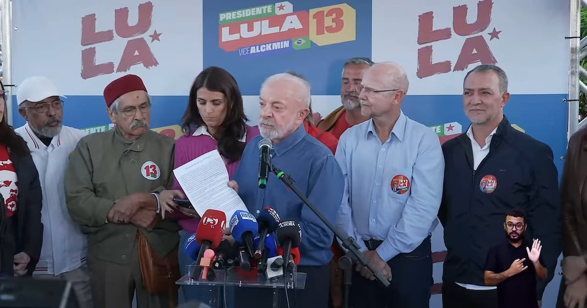 Lula diz que vai enviar na terça autorização ao TSE para abertura de sigilos bancário e telefônico
