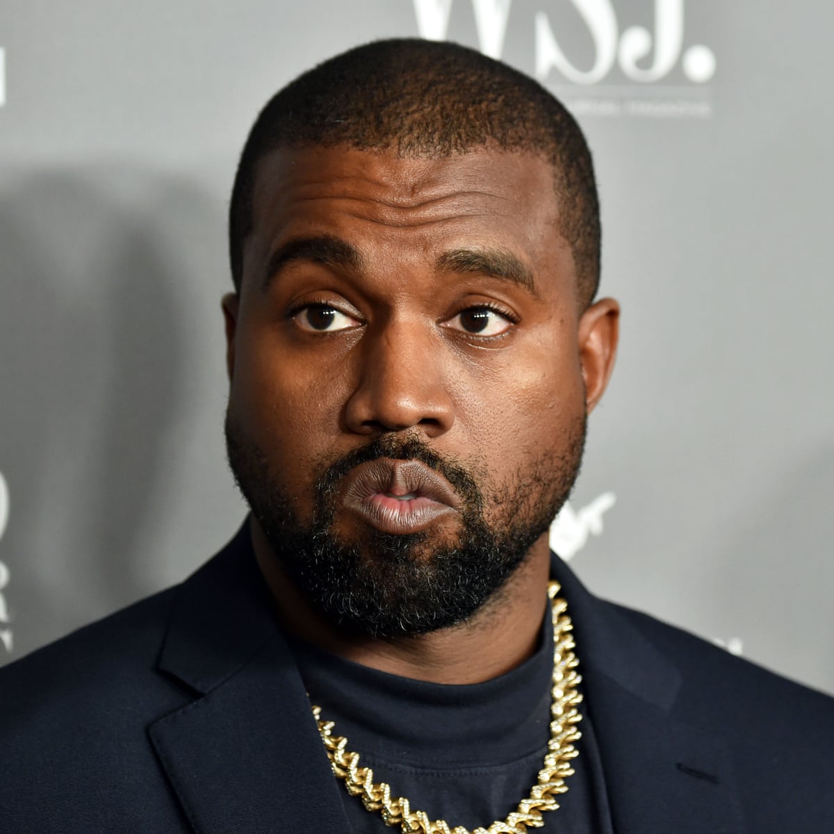 Os concertos de Kanye West esgotados na Rússia foram cancelados, confirmam os organizadores