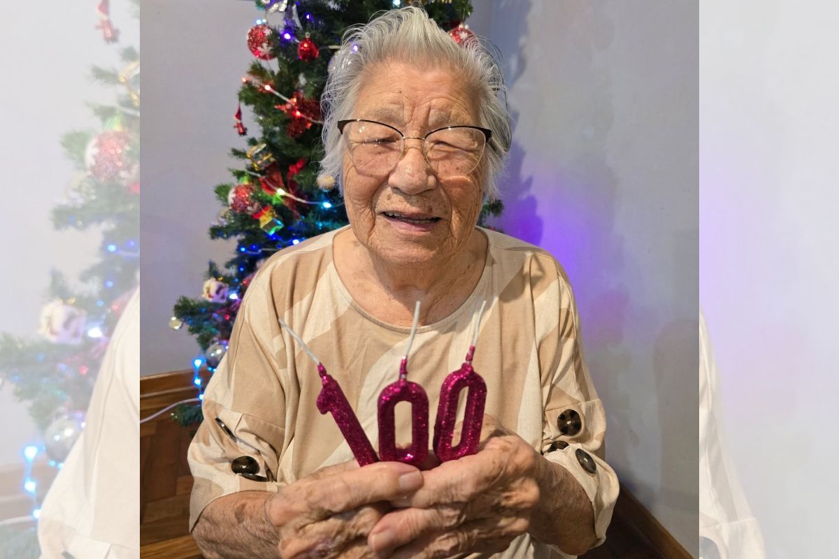 Idosa de 101 anos é batizada pela primeira vez na Igreja Católica