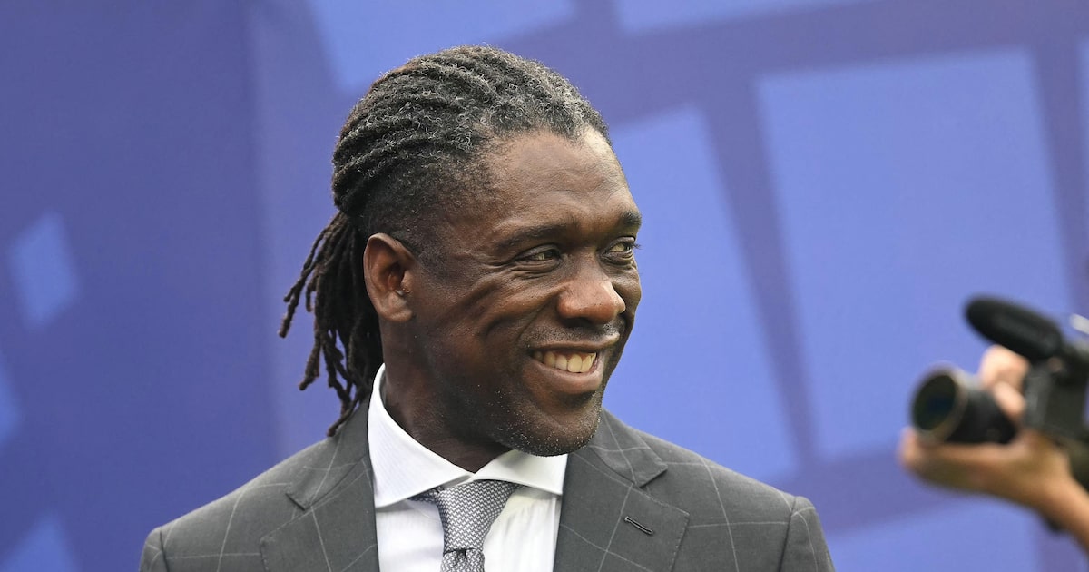 Seedorf mira reta final no Corinthians e faz apelo à torcida: ‘Apoio para o resto do campeonato’