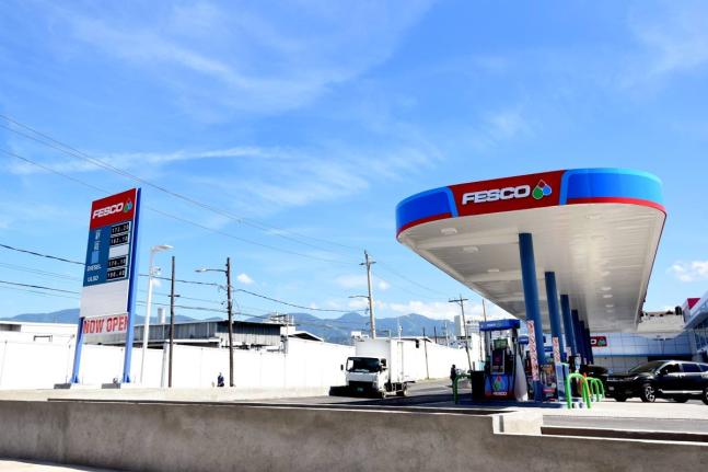 File Fesco gas station on Beechwood Avenue in St Andrew.